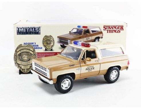 JADA 31111 Stranger Things  Hopper's Chevy K5 Blaze del 1980 1:24 Modellino