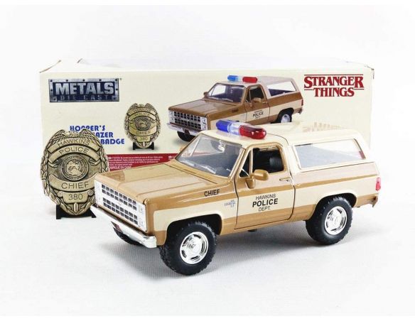 JADA 31111 Stranger Things  Hopper's Chevy K5 Blaze del 1980 1:24 Modellino