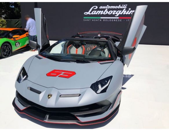 LOOKSMART LS501SE63 LAMBORGHINI AVENTADOR SVJ ROADSTER N.63 1:43 Modellino