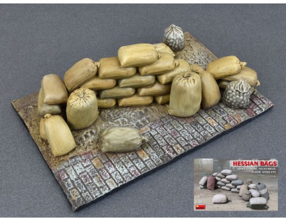 MINIART MIN35586 HESSIAN BAGS (SAND, CEMENT, VEGETABLES ETC.) KIT 1:35 Modellino