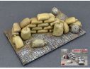 MINIART MIN35586 HESSIAN BAGS (SAND, CEMENT, VEGETABLES ETC.) KIT 1:35 Modellino