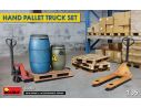 MINIART MIN35606 HAND PALLET TRUCK SET KIT 1:35 Modellino