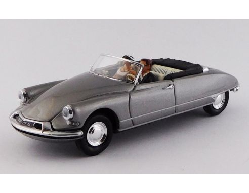 RIO RI4630 CITROEN DS 19 1961 JUST MARRIED WITH THE TWO SPOUSES 1:43 Modellino