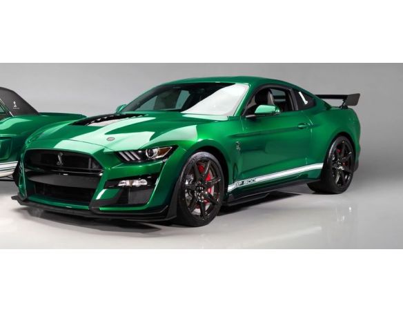 GT SPIRIT GT834 FORD SHELBY GT500 2020 CANDY APPLE GREEN 1:18 Modellino