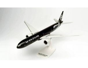 HERPA HP612777 BOEING 777-300ER AIR NEW ZEALAND ALL BLACKS 1:200 Modellino