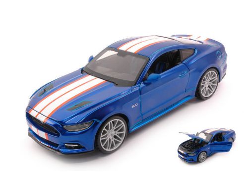 MAISTO MI31369BL FORD MUSTANG GT 2015 METALLIC BLUE W/WHITE STRIPES 1:24 Modellino