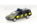 Minichamps PM430171885 VOLVO V 70 BREAK SWISS BORD.G.1:43 Modellino