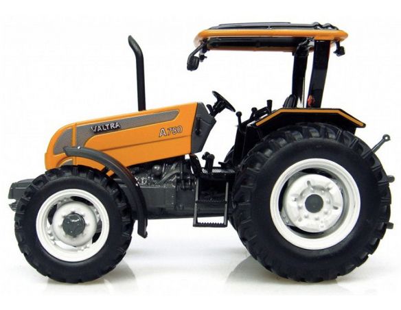 UNIVERSAL HOBBIES UH2970 VALTRA A750 1:32 Modellino