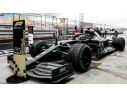 SPARK MODEL S6488 MERCEDES F1 W11 LEWIS HAMILTON 2020 N.44 WORLD CHAMPION EDITION W/PIT B. Modellino
