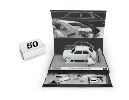 BRUMM BMS2103 FIAT 127 1a SERIE CENTRO STILE FIAT PIO MANZU 50.mo ANNIV.1971-2021 1:43 Modellino