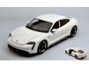 BBURAGO BU21098W PORSCHE TAYCAN TURBO S WHITE 1:24 Modellino