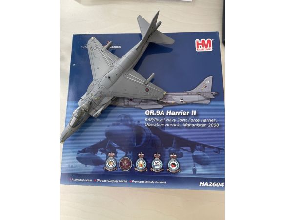 Hobby Master HA2604 Royal Navy Joint Force Harrier Operation Herrick Modellismo SCATOLA ROVINATA