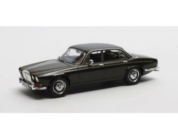 MATRIX SCALE MODELS MX40402-013 DAIMLER DOUBLE SIX VANDEN PLAS SERIES I 1973 DARK GREEN/BLACK 1:43 Modellino