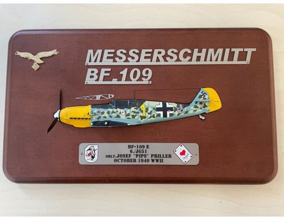 T&D 5016 BF-109 E 6/JG51 Obit.Josef Pips Priller SCATOLA E PRODOTTO ROVINATO