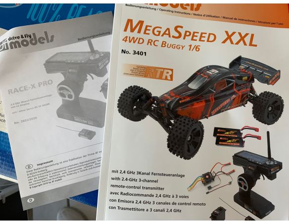 DF Models 3401 MegaSpeed XXL 4WD RC Buggy Pro Monster 1:6 Radiocomando DF Models 3401 MegaSpeed XXL 4WD RC Buggy Pro Monster 1:6 Radiocomando