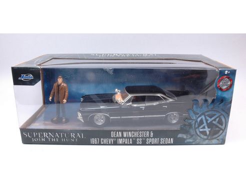 JADA TOYS JADA32250 CHEVROLET IMPALA SS SPORT SEDAN 1967 W/FIGURE BLACK 1:24 Modellino