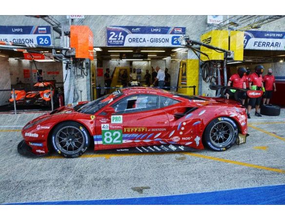 LOOKSMART LSLM105 FERRARI 488 GTE EVO N.82 RISI COMPET.LM 2020 BOURDAIS-GOUNON-PLA 1:43 Modellino