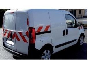 NOREV NV479868 PEUGEOT BIPPER 2009 WHITE W/RED STRIPPING 1:43 Modellino