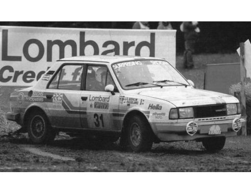 IXO MODEL RAC351 SKODA 130 L N.31 RAC RALLY 1987  HAUGLAND-BOHLIN 1:43 Modellino