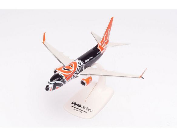 HERPA HP613170 BOEING 737-700 SkyUp AIRLINES SHAKTAR DONESTSK 1:200 Modellino