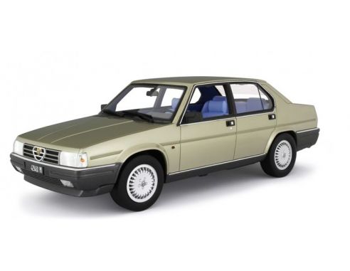 LAUDO RACING LM133A ALFA 90 2.5 1985 MET.CHAMPAGNE 1:18 Modellino