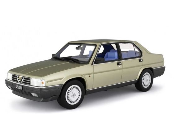 LAUDO RACING LM133A ALFA 90 2.5 1985 MET.CHAMPAGNE 1:18 Modellino