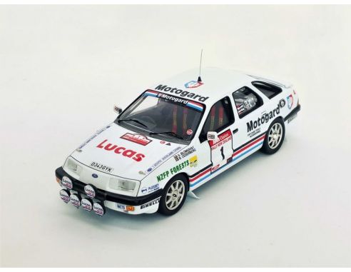 TROFEU TFRRNZ08 FORD SIERRA XR4x4 RALLY OF NEW ZEALAND 1987 BLOMQVIST/CEDEBERG 1:43 Modellino