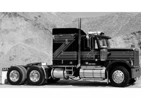 IXO MODEL TR102 GMC GENERAL 1980 BLACK 1:43 Modellino