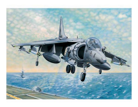 TRUMPETER TP2229 AEREO AV-8 B HARRIER KIT 1:32 Modellino