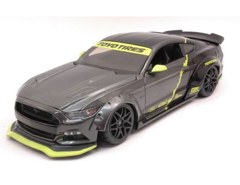 MAISTO MI32615 FORD MUSTANG GT 2015 MAISTO DESIGN 1:18 Modellino