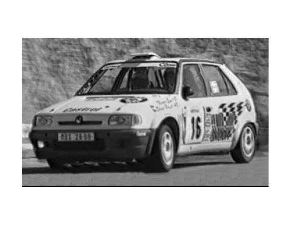 IXO MODEL RAC371A SKODA FELICIA KIT CAR N.16 RALLY TOUR DE CORSE 1995TRINER/STANC 1:43 Modellino