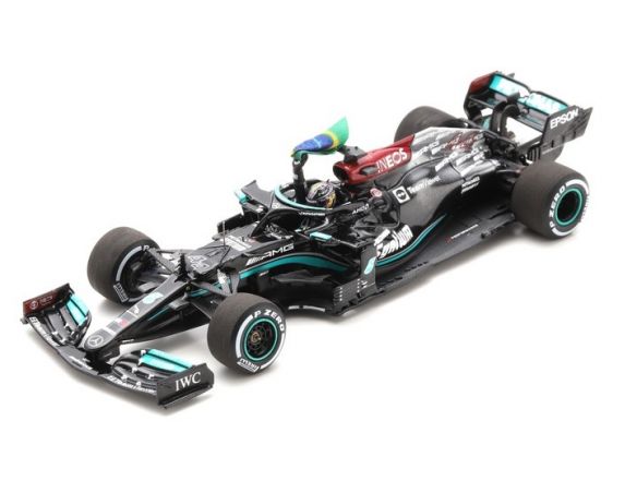 SPARK MODEL S7710 MERCEDES L.HAMILTON 2021 N.44 WINNER BRAZILIAN GP W/FLAG 1:43 Modellino