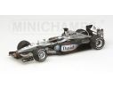 MINICHAMPS 530014304 McLAREN MERCEDES MP 4/16 D. COULTHARD 2001 Modellino