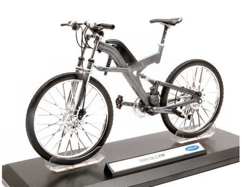 WELLY WE62574 BMW Q6.s xtr BIKE 1:10 Modellino