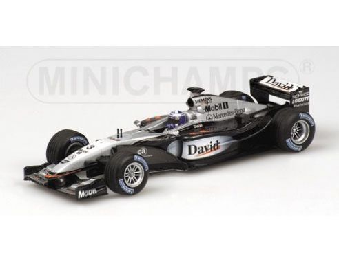 MINICHAMPS 530024303 MCLAREN MERCEDES MP4/17 D. COULTHARD 2002 Modellino