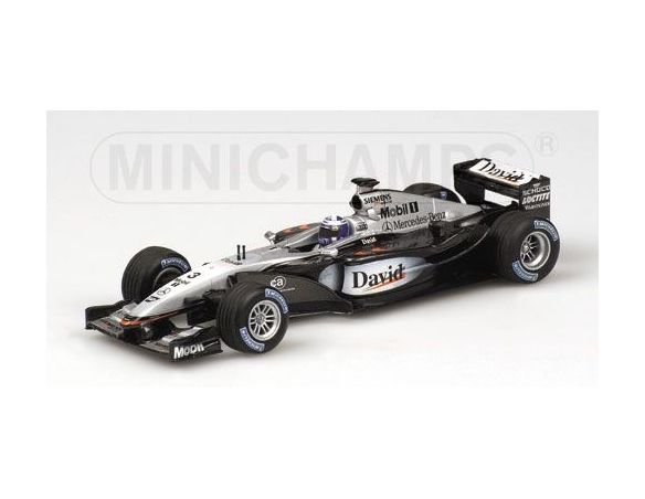 MINICHAMPS 530024303 MCLAREN MERCEDES MP4/17 D. COULTHARD 2002 Modellino