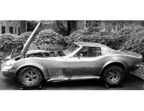 IXO MODEL CLC414N CHEVROLET CORVETTE CUSTOM (C3) 1972 MET.GREEN 1:43 Modellino
