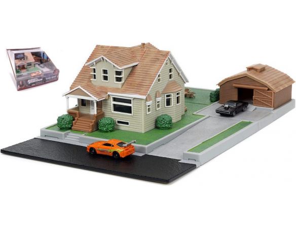 JADA TOYS JADA253203081 NANO DOM'S HOUSE DIORAMA FAST & FURIOUS (CAR cm 4) Modellino