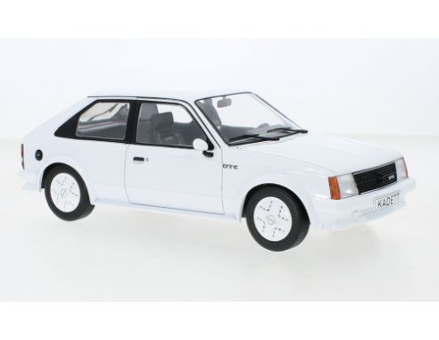 MODELCARGROUP MCG18268 OPEL KADETT D GTE WHITE 1:18 Modellino