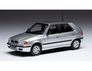 IXO MODEL CLC447 SKODA FELICIA 1994 SILVER 1:43 Modellino