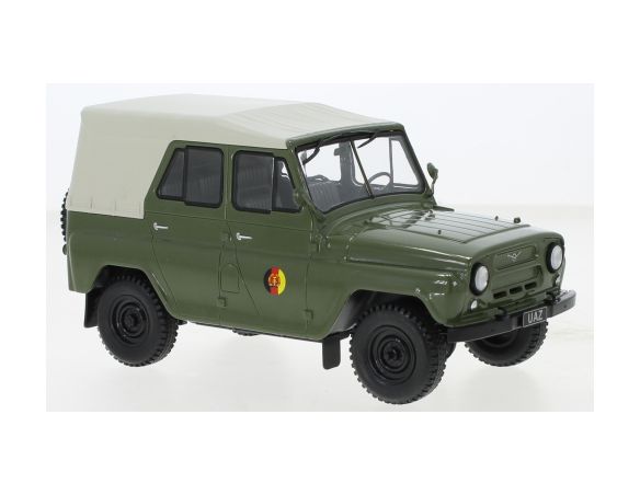 WHITEBOX WB124143 UAZ 469 OLIVE 1:24 Modellino