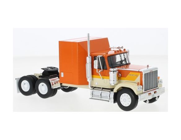 IXO MODEL TR129 GMC GENERAL 1980 BEIGE 1:43 Modellino
