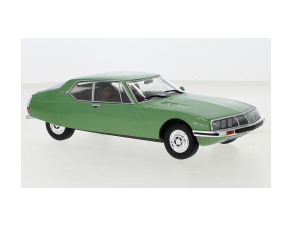 WHITEBOX WB124147 CITROEN SM MET.LIGHT GREEN 1:24 Modellino