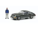 SCHUCO SH450361700 PORSCHE 911S COUPE WITH STEVE MCQUEEN FIGURE 1969 LE MANS MOVIE 1:18 Modellino