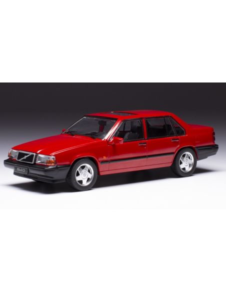 IXO MODEL CLC498 VOLVO 940 TURBO 1990 RED 1:43 Modellino