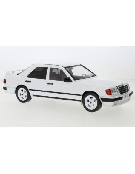 MODELCARGROUP MCG18343 MERCEDES W124 TUNING 1986 WHITE 1:18 Modellino