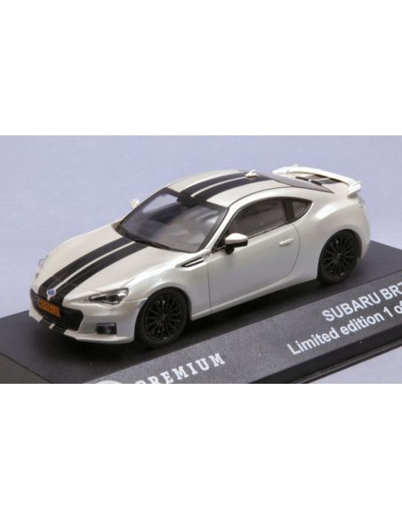 TRIPLE 9 T9P-10024 SUBARU BRZ 2014 WHITE WITH BLACK LINES 1:43 Modellino