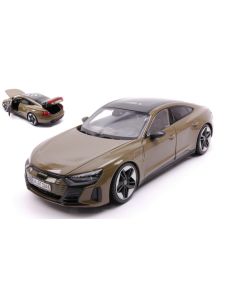 BBURAGO BU11050G AUDI RS e-TRON GT 2022 GREEN 1:18 Modellino