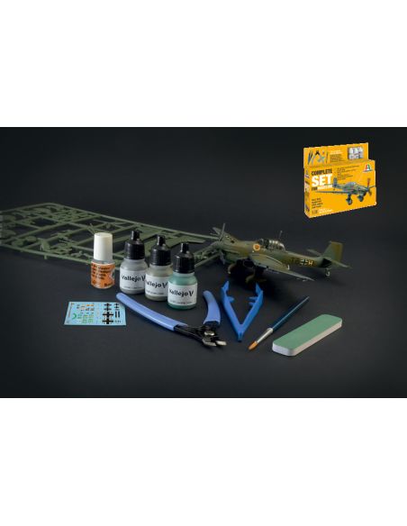 ITALERI IT72010 JUNKER JU-87B STUKA SET COMPLETO  KIT 1:72 Modellino