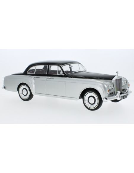 MODELCARGROUP MCG18128 ROLLS ROYCE SILVER CLOUD III FLYING TRACK H.J.MULL.1965 SILVER/BLACK1:18 Modellino